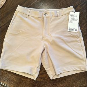 Commission Short Classic 7”